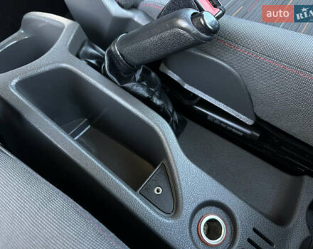 Синий Форд Си-Макс, объемом двигателя 1.6 л и пробегом 242 тыс. км за 5600 $, фото 41 на Automoto.ua