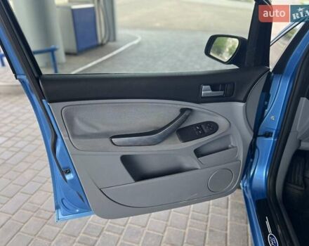 Синий Форд Си-Макс, объемом двигателя 1.6 л и пробегом 114 тыс. км за 7300 $, фото 16 на Automoto.ua