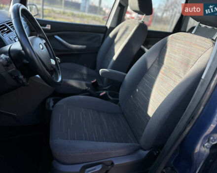 Синий Форд Си-Макс, объемом двигателя 1.6 л и пробегом 242 тыс. км за 5600 $, фото 21 на Automoto.ua
