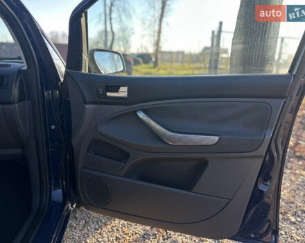 Синий Форд Си-Макс, объемом двигателя 1.6 л и пробегом 242 тыс. км за 5600 $, фото 34 на Automoto.ua