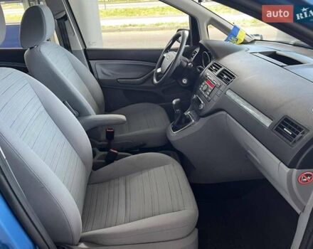 Синий Форд Си-Макс, объемом двигателя 1.6 л и пробегом 114 тыс. км за 7300 $, фото 24 на Automoto.ua