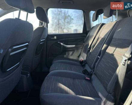 Синий Форд Си-Макс, объемом двигателя 1.6 л и пробегом 242 тыс. км за 5600 $, фото 30 на Automoto.ua