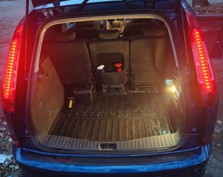 Синий Форд Си-Макс, объемом двигателя 1.6 л и пробегом 278 тыс. км за 6000 $, фото 14 на Automoto.ua