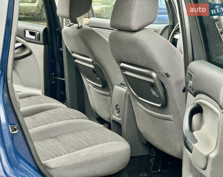 Синий Форд Си-Макс, объемом двигателя 1.56 л и пробегом 240 тыс. км за 5700 $, фото 21 на Automoto.ua