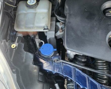 Синий Форд Си-Макс, объемом двигателя 1.56 л и пробегом 270 тыс. км за 7300 $, фото 41 на Automoto.ua