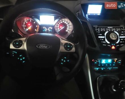 Синий Форд Си-Макс, объемом двигателя 1.56 л и пробегом 270 тыс. км за 7300 $, фото 14 на Automoto.ua