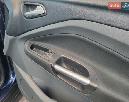 Синий Форд Си-Макс, объемом двигателя 1.56 л и пробегом 270 тыс. км за 7300 $, фото 21 на Automoto.ua