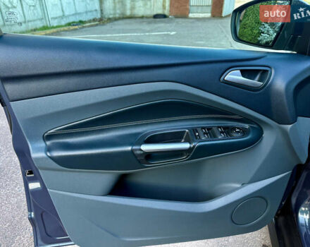 Синій Форд Сі-Макс, об'ємом двигуна 1.6 л та пробігом 173 тис. км за 7299 $, фото 17 на Automoto.ua