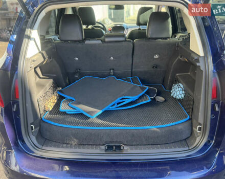 Синий Форд Си-Макс, объемом двигателя 2 л и пробегом 230 тыс. км за 9450 $, фото 6 на Automoto.ua