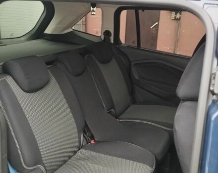 Синий Форд Си-Макс, объемом двигателя 1.6 л и пробегом 260 тыс. км за 11000 $, фото 5 на Automoto.ua