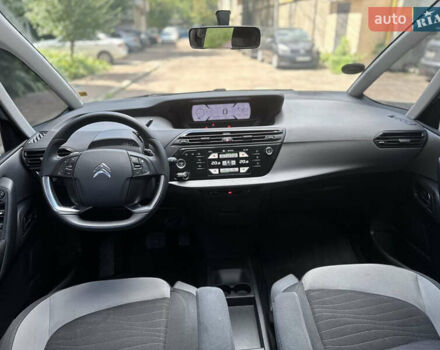 Синий Форд Си-Макс, объемом двигателя 2 л и пробегом 230 тыс. км за 9450 $, фото 5 на Automoto.ua