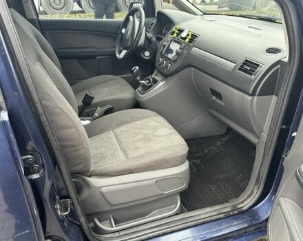 Синий Форд Си-Макс, объемом двигателя 2 л и пробегом 250 тыс. км за 3900 $, фото 11 на Automoto.ua