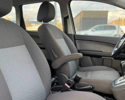 Форд Сі-Макс 2006 у Мукачеве на Automoto.ua Синій Форд Сі-Макс, об'ємом двигуна 1.8 л та пробігом 198 тис. км за 5200 $, фото 11 на Automoto.ua