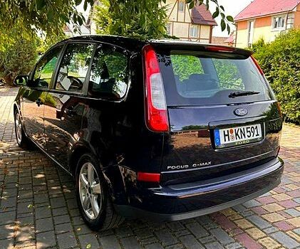 Синий Форд Си-Макс, объемом двигателя 1.8 л и пробегом 215 тыс. км за 4500 $, фото 1 на Automoto.ua