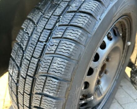 Зелений Форд Сі-Макс, об'ємом двигуна 1.6 л та пробігом 300 тис. км за 2200 $, фото 8 на Automoto.ua