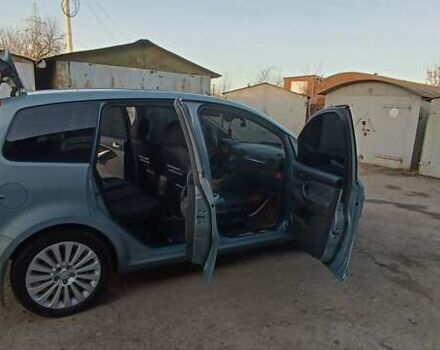 Зеленый Форд Си-Макс, объемом двигателя 1.8 л и пробегом 265 тыс. км за 6300 $, фото 11 на Automoto.ua