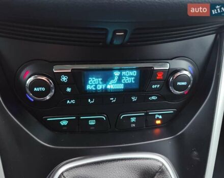 Оранжевый Форд Си-Макс, объемом двигателя 1.6 л и пробегом 232 тыс. км за 7850 $, фото 71 на Automoto.ua