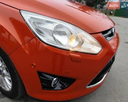 Оранжевый Форд Си-Макс, объемом двигателя 1.6 л и пробегом 232 тыс. км за 7850 $, фото 72 на Automoto.ua