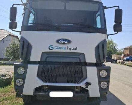 Білий Форд Карго, об'ємом двигуна 12.74 л та пробігом 89 тис. км за 79900 $, фото 1 на Automoto.ua