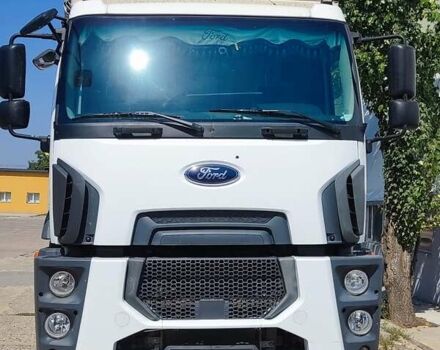 Белый Форд Карго, объемом двигателя 0 л и пробегом 152 тыс. км за 85000 $, фото 5 на Automoto.ua