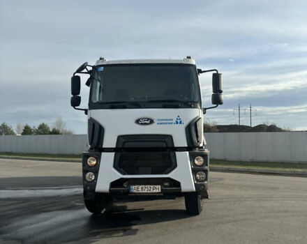 Білий Форд Карго, об'ємом двигуна 12.74 л та пробігом 132 тис. км за 65000 $, фото 14 на Automoto.ua