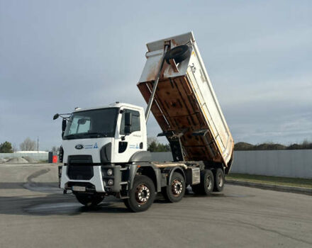 Білий Форд Карго, об'ємом двигуна 12.74 л та пробігом 132 тис. км за 65000 $, фото 4 на Automoto.ua