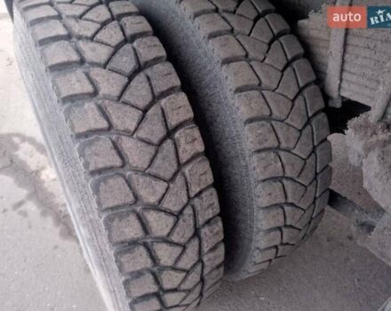 Желтый Форд Карго, объемом двигателя 8.97 л и пробегом 379 тыс. км за 29000 $, фото 2 на Automoto.ua