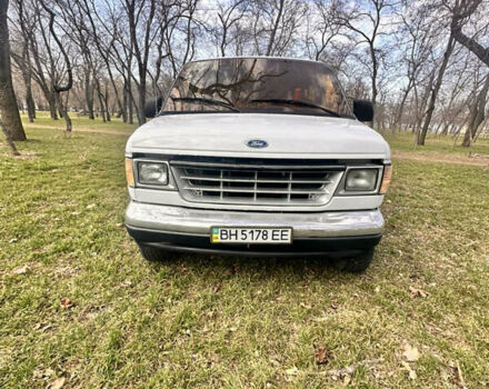 Форд Клуб Вагон, объемом двигателя 5.8 л и пробегом 150 тыс. км за 8000 $, фото 2 на Automoto.ua