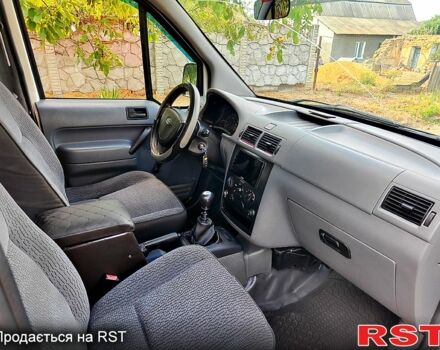 Белый Форд Коннект, объемом двигателя 1.8 л и пробегом 0 тыс. км за 3650 $, фото 2 на Automoto.ua