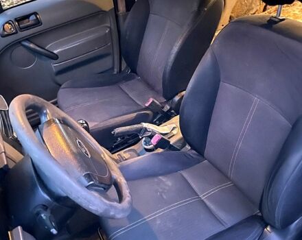 Білий Форд Коннект, об'ємом двигуна 1.8 л та пробігом 350 тис. км за 3200 $, фото 9 на Automoto.ua