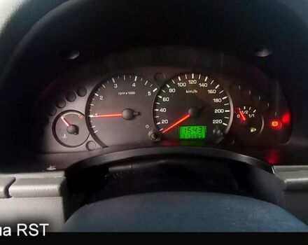 Білий Форд Коннект, об'ємом двигуна 1.8 л та пробігом 313 тис. км за 4500 $, фото 7 на Automoto.ua