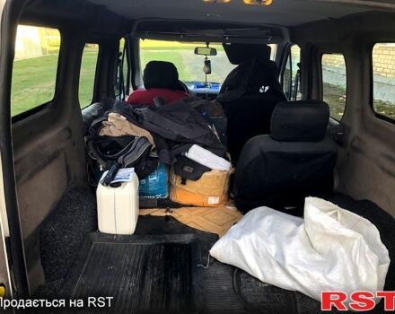 Белый Форд Коннект, объемом двигателя 1.8 л и пробегом 434 тыс. км за 2700 $, фото 7 на Automoto.ua