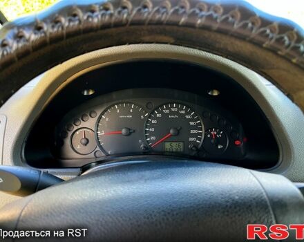 Білий Форд Коннект, об'ємом двигуна 1.8 л та пробігом 534 тис. км за 3800 $, фото 4 на Automoto.ua