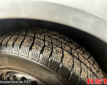 Білий Форд Коннект, об'ємом двигуна 1.8 л та пробігом 400 тис. км за 3400 $, фото 1 на Automoto.ua