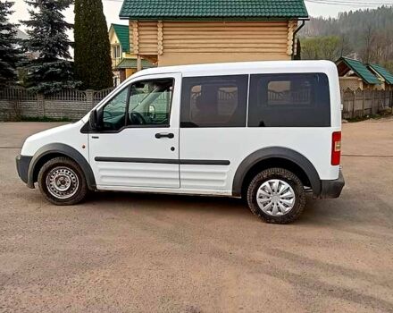 Белый Форд Коннект, объемом двигателя 1.8 л и пробегом 250 тыс. км за 4150 $, фото 1 на Automoto.ua
