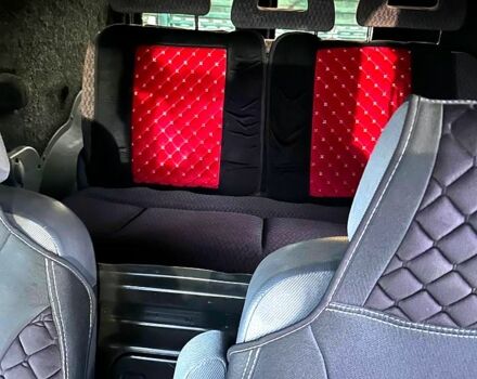 Белый Форд Коннект, объемом двигателя 1.8 л и пробегом 285 тыс. км за 5750 $, фото 9 на Automoto.ua