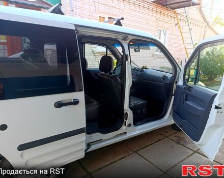 Белый Форд Коннект, объемом двигателя 1.8 л и пробегом 213 тыс. км за 5700 $, фото 9 на Automoto.ua