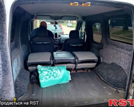 Белый Форд Коннект, объемом двигателя 1.8 л и пробегом 254 тыс. км за 6000 $, фото 2 на Automoto.ua