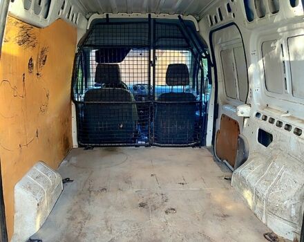 Белый Форд Коннект, объемом двигателя 1.8 л и пробегом 501 тыс. км за 5850 $, фото 5 на Automoto.ua