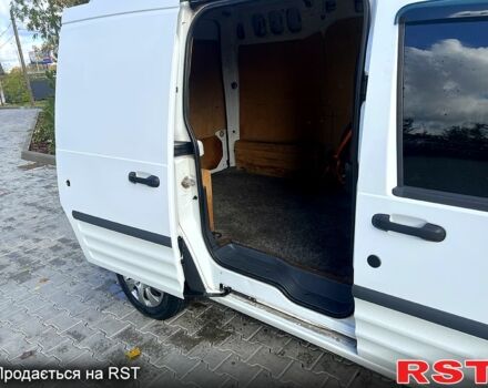 Белый Форд Коннект, объемом двигателя 1.8 л и пробегом 345 тыс. км за 6000 $, фото 7 на Automoto.ua