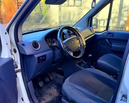 Белый Форд Коннект, объемом двигателя 1.8 л и пробегом 501 тыс. км за 5850 $, фото 4 на Automoto.ua