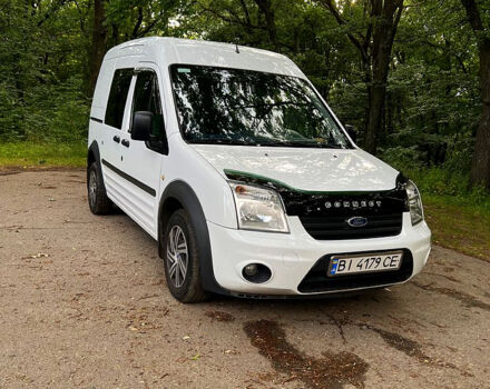 Белый Форд Коннект, объемом двигателя 1.8 л и пробегом 260 тыс. км за 5900 $, фото 1 на Automoto.ua