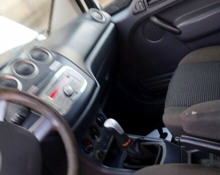 Белый Форд Коннект, объемом двигателя 1.8 л и пробегом 280 тыс. км за 5500 $, фото 4 на Automoto.ua