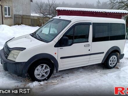 Белый Форд Коннект, объемом двигателя 1.8 л и пробегом 300 тыс. км за 4050 $, фото 1 на Automoto.ua