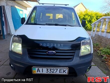 Белый Форд Коннект, объемом двигателя 1.8 л и пробегом 213 тыс. км за 5700 $, фото 1 на Automoto.ua