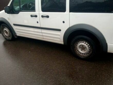 Белый Форд Коннект, объемом двигателя 1.8 л и пробегом 266 тыс. км за 6000 $, фото 1 на Automoto.ua