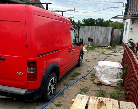 Красный Форд Коннект, объемом двигателя 1.8 л и пробегом 197 тыс. км за 2200 $, фото 3 на Automoto.ua