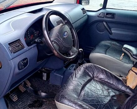 Червоний Форд Коннект, об'ємом двигуна 1.8 л та пробігом 400 тис. км за 3850 $, фото 7 на Automoto.ua