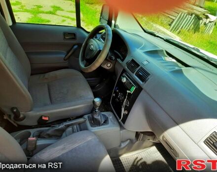 Форд Коннект, объемом двигателя 1.8 л и пробегом 290 тыс. км за 4000 $, фото 4 на Automoto.ua