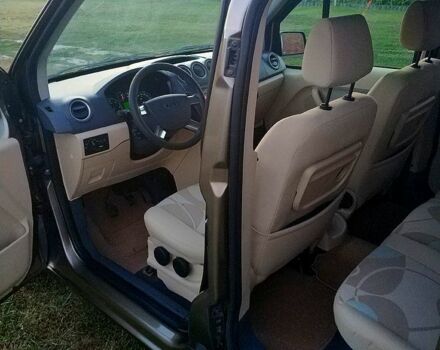 Форд Коннект, объемом двигателя 1.8 л и пробегом 127 тыс. км за 5800 $, фото 6 на Automoto.ua